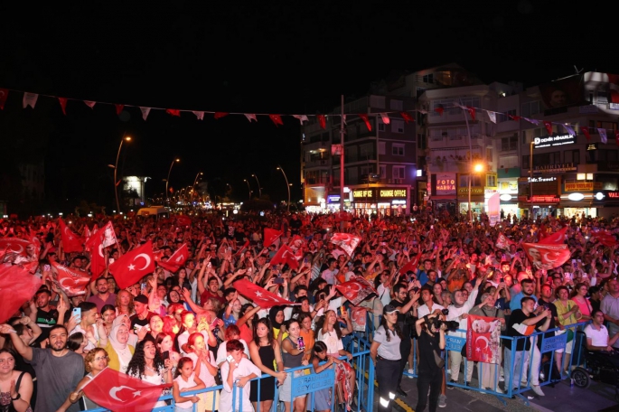 BİR BAŞKA OLUR MARMARİS AKŞAMLARI HER 30 AĞUSTOS’TA
