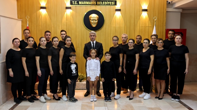 MARMARİS BELEDİYE PERSONELİNDEN 10 KASIM’A ÖZEL 