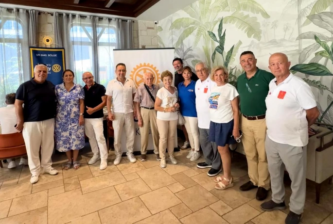 MARMARİS ROTARY KULÜP’TEN ZAFER BAYRAMINDA GAZİLERE VEFA